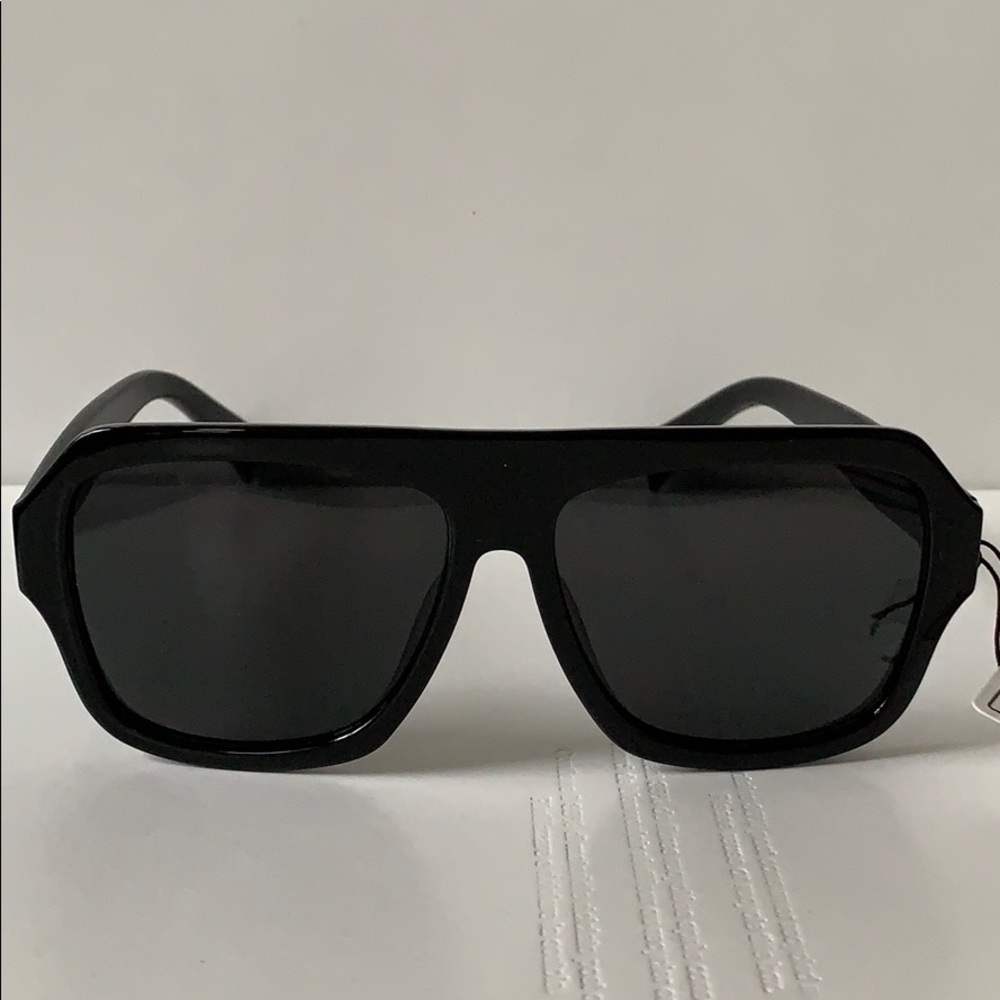🆕 🆑  SUNGLASSES